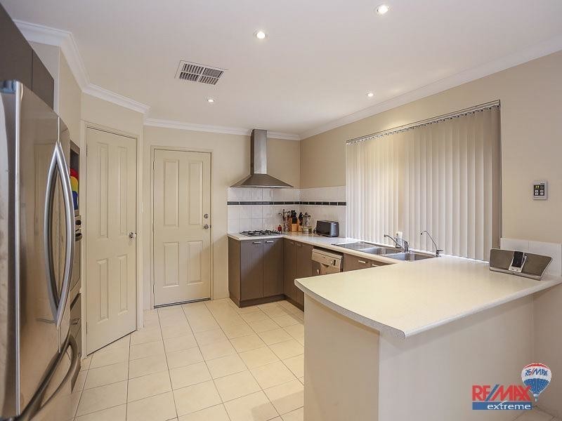 40 Camborne Parkway, Butler WA 6036