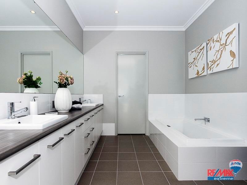 3 Malvern Road, Butler WA 6036