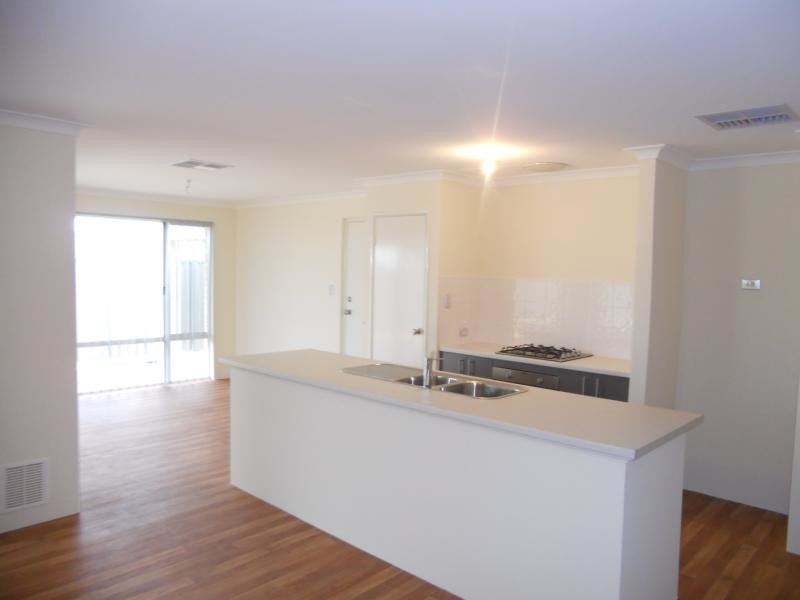 6 Bellini Gardens, Alkimos WA 6038