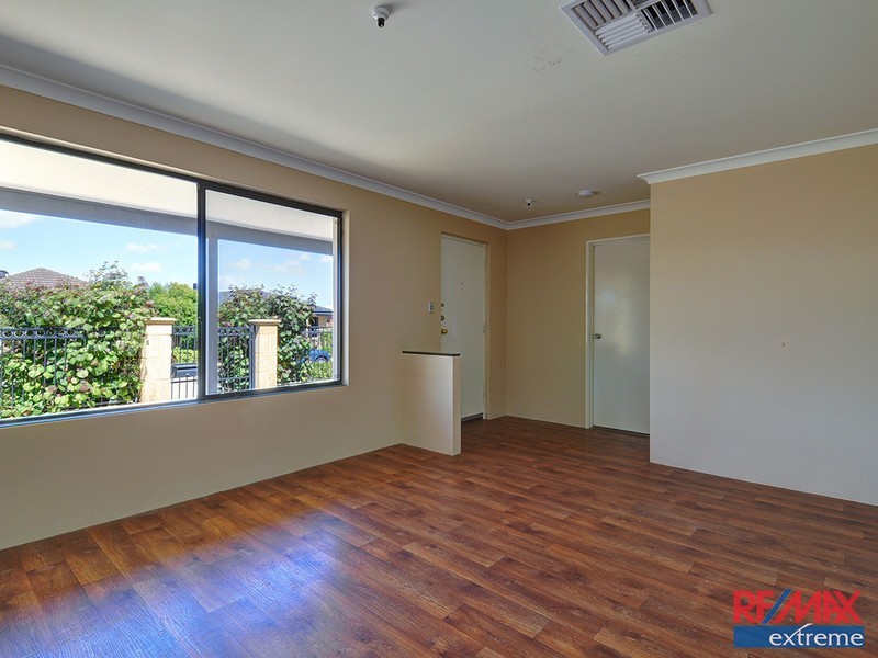 9 Knighton Way, Butler WA 6036