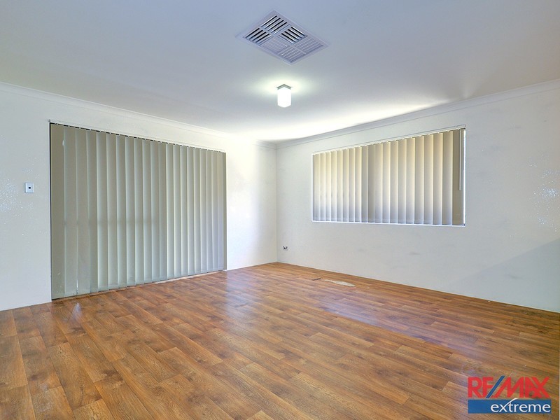 9 Knighton Way, Butler WA 6036