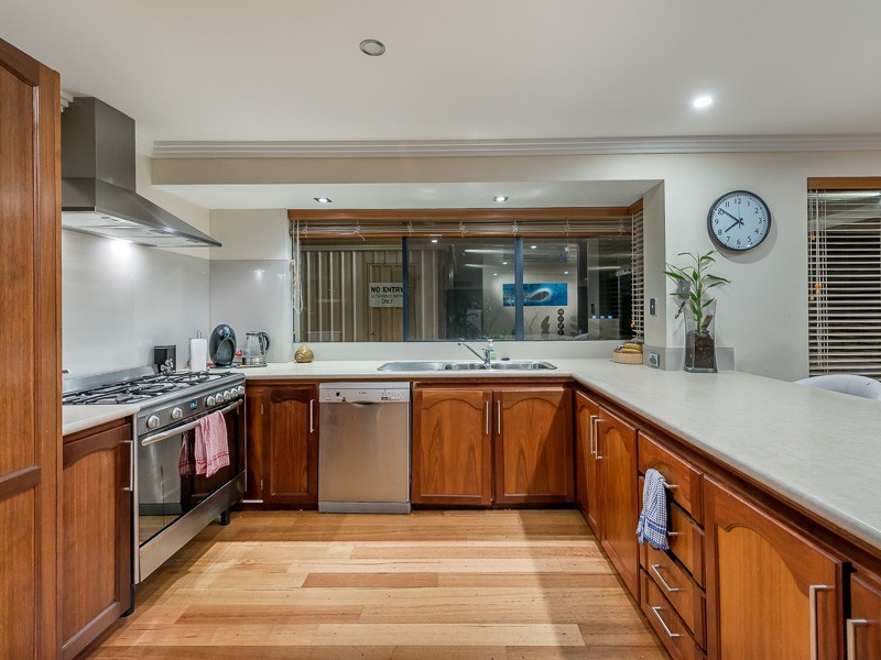 24 Transom Way, Ocean Reef WA 6027