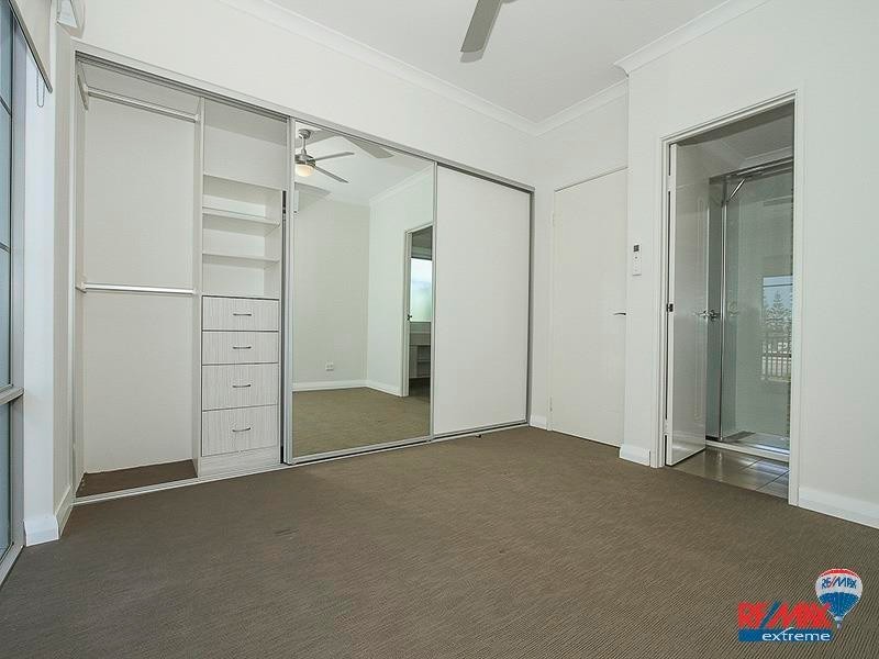 25/2 Royston Link, Butler WA 6036