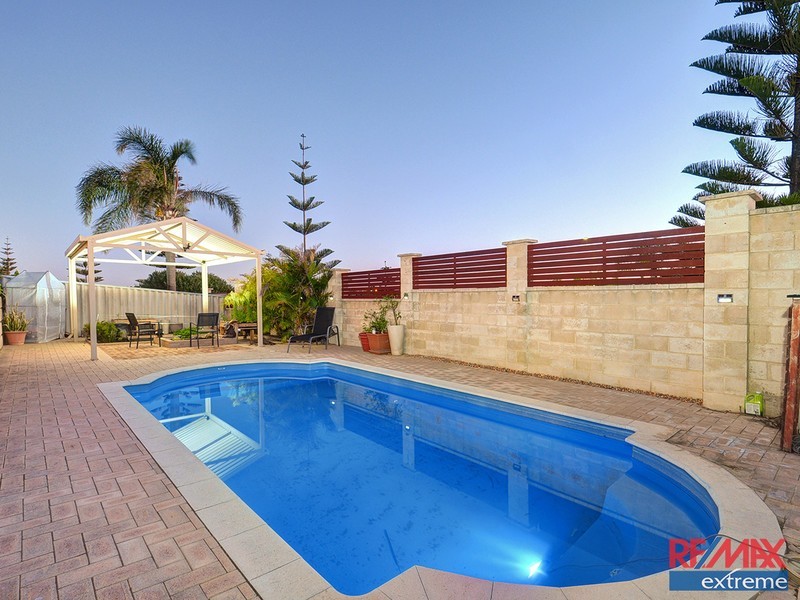 23 Stenton Gardens, Kinross WA 6028