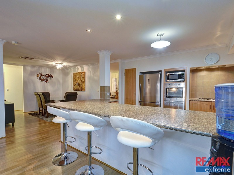 23 Stenton Gardens, Kinross WA 6028