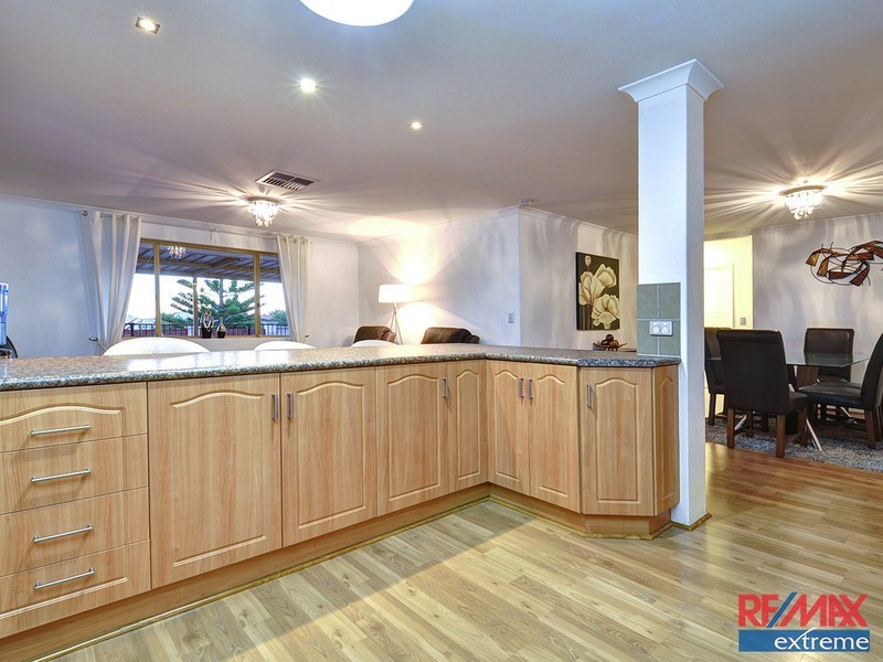 23 Stenton Gardens, Kinross WA 6028