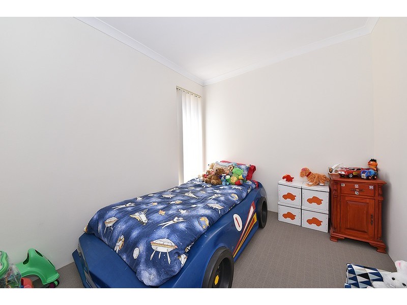 1/23 Floresta Street, Sinagra WA 6065