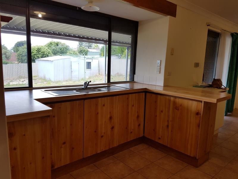 5 Roamer Street, Heathridge WA 6027