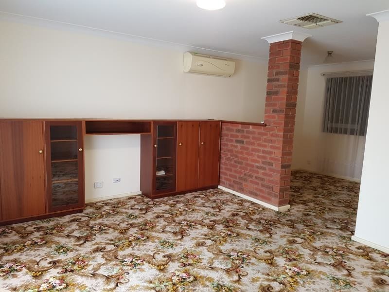 5 Roamer Street, Heathridge WA 6027