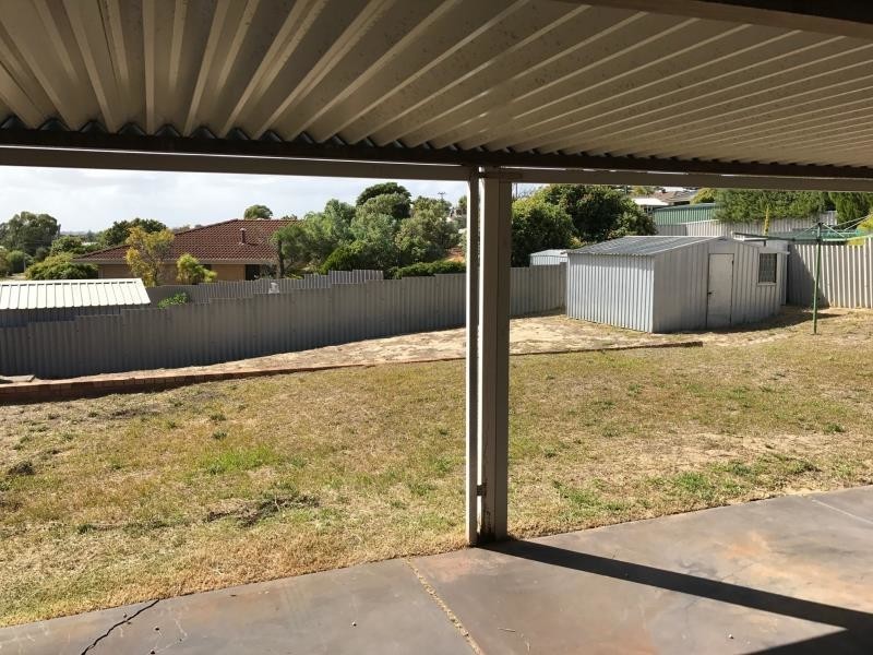 5 Roamer Street, Heathridge WA 6027