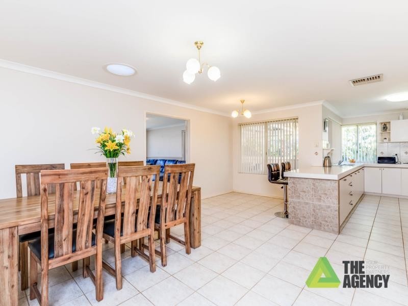 31 Oakland Hills Boulevard, Currambine WA 6028