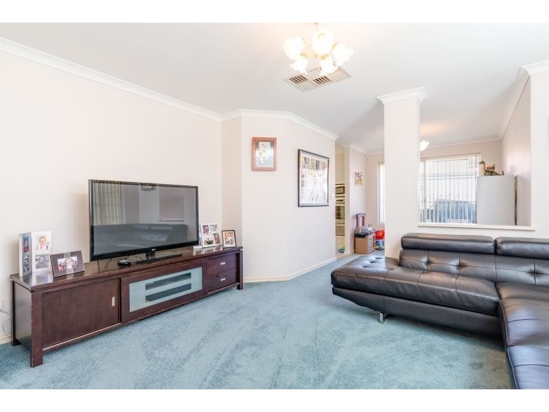 31 Oakland Hills Boulevard, Currambine WA 6028