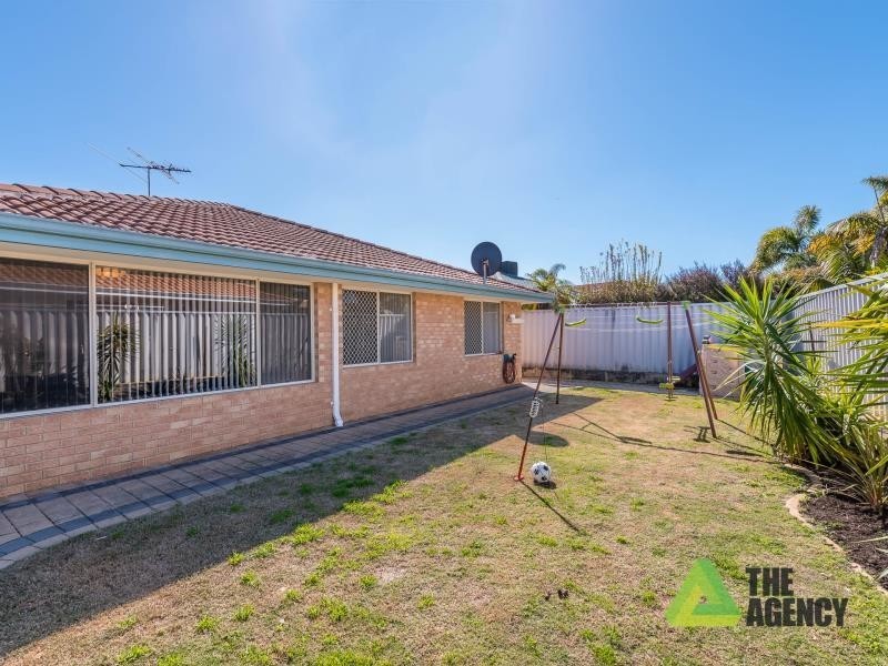 31 Oakland Hills Boulevard, Currambine WA 6028