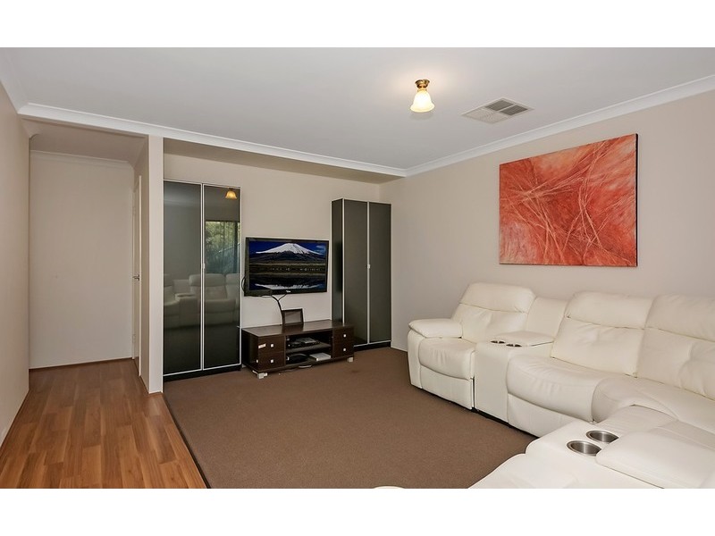 10 Francina View, Sinagra WA 6065