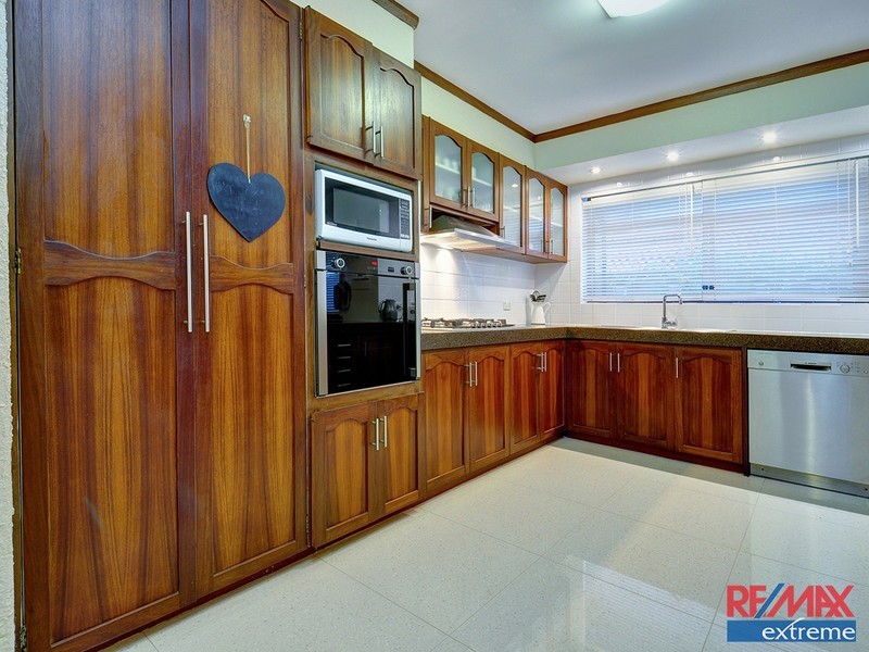 10 Illawong Way, Kingsley WA 6026