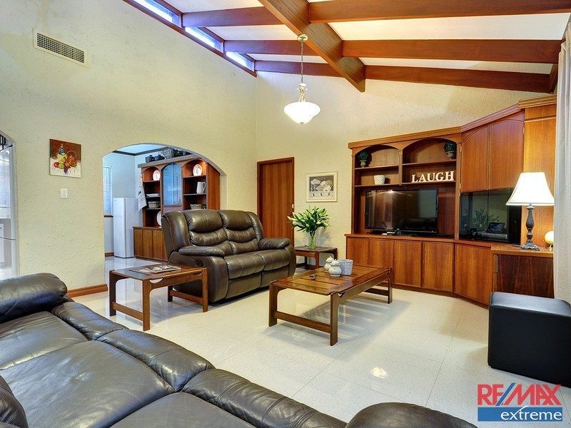 10 Illawong Way, Kingsley WA 6026