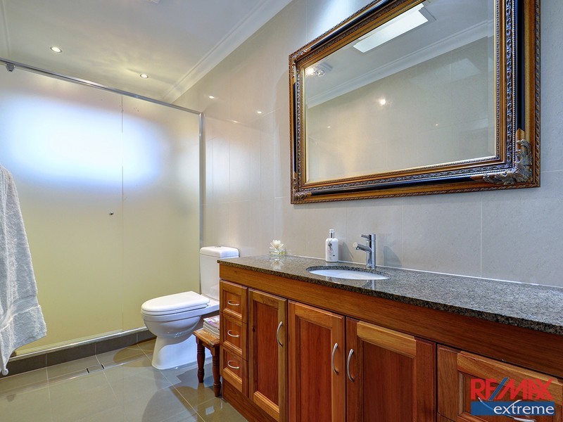 10 Illawong Way, Kingsley WA 6026