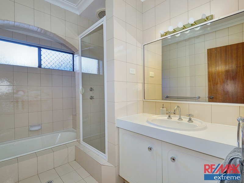 10 Illawong Way, Kingsley WA 6026