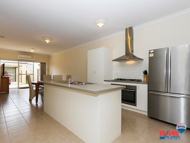 22 Sawtooth, Banksia Grove WA 6031