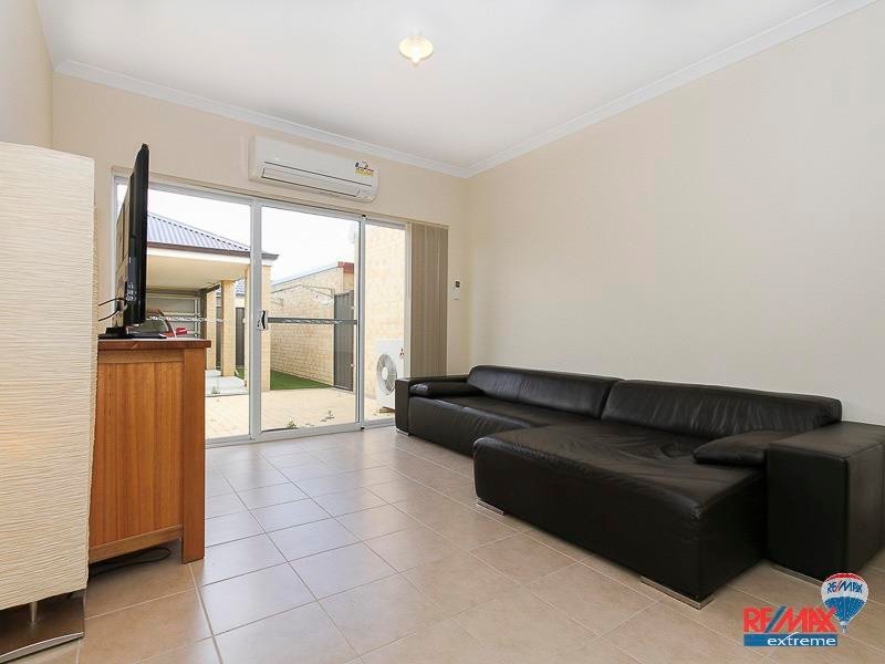 22 Sawtooth, Banksia Grove WA 6031