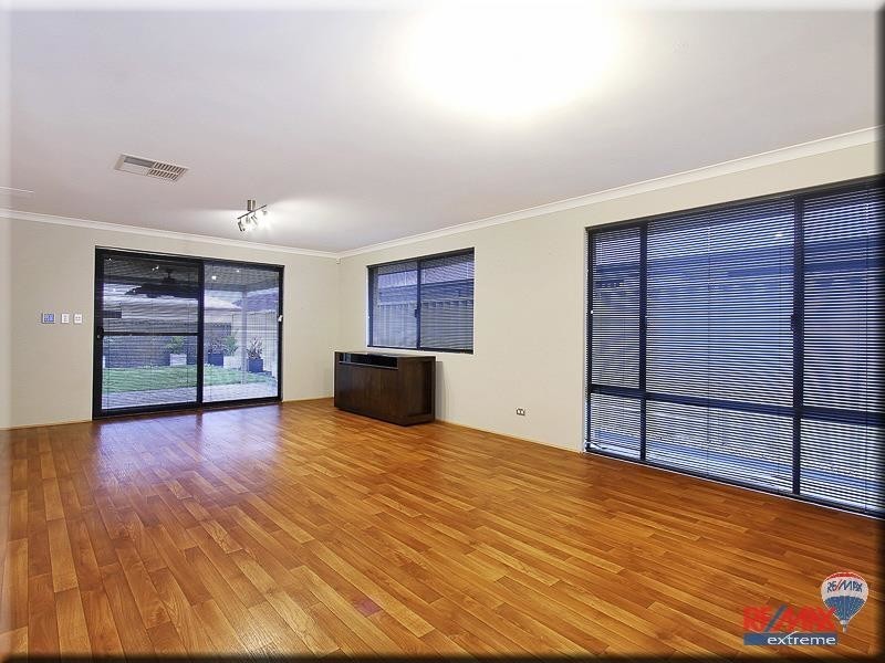 34 Finglass Meander, Butler WA 6036