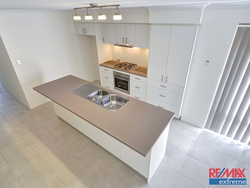 8 Ortley Way, Butler WA 6036