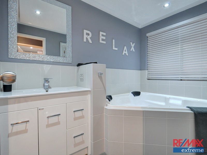 12 Davit Place, Ocean Reef WA 6027