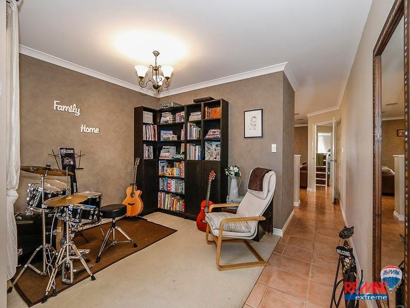 36 Miramare Boulevard, Currambine WA 6028