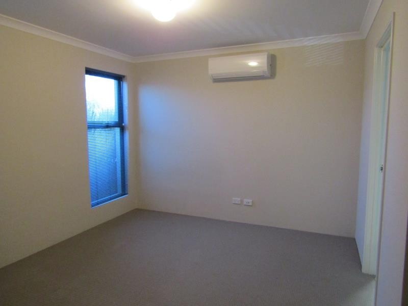 10B Baldwin Link, Butler WA 6036