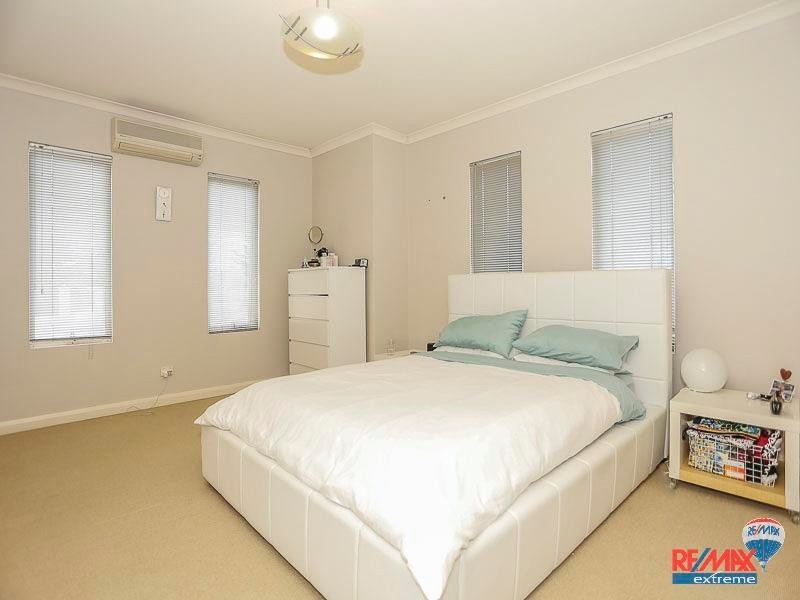 20 Amalfi Drive, Hillarys WA 6025