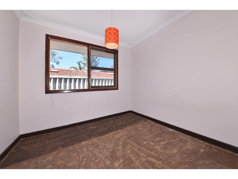 17 Wandoo Road, Duncraig WA 6023