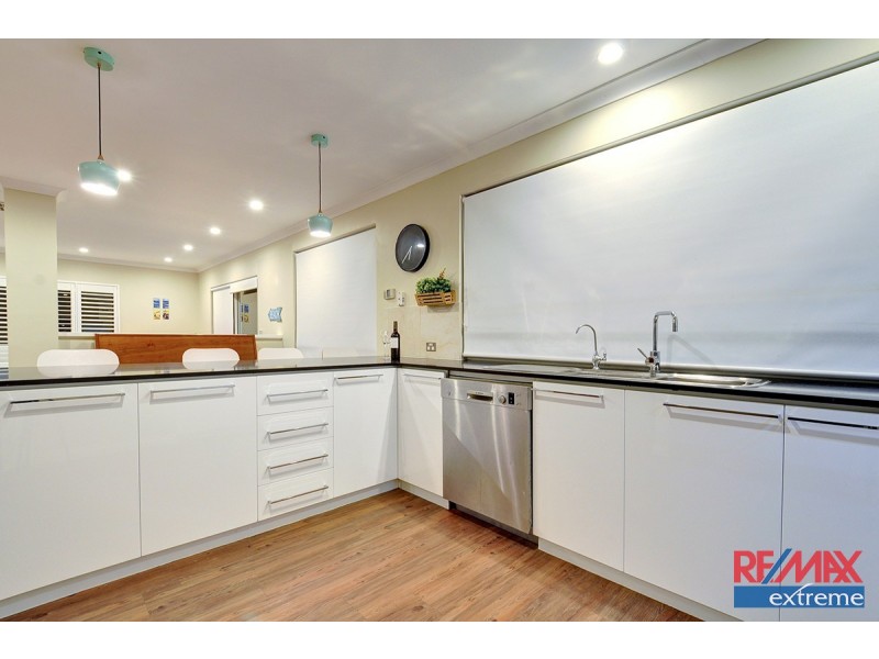 1 Lauder Place, Kinross WA 6028