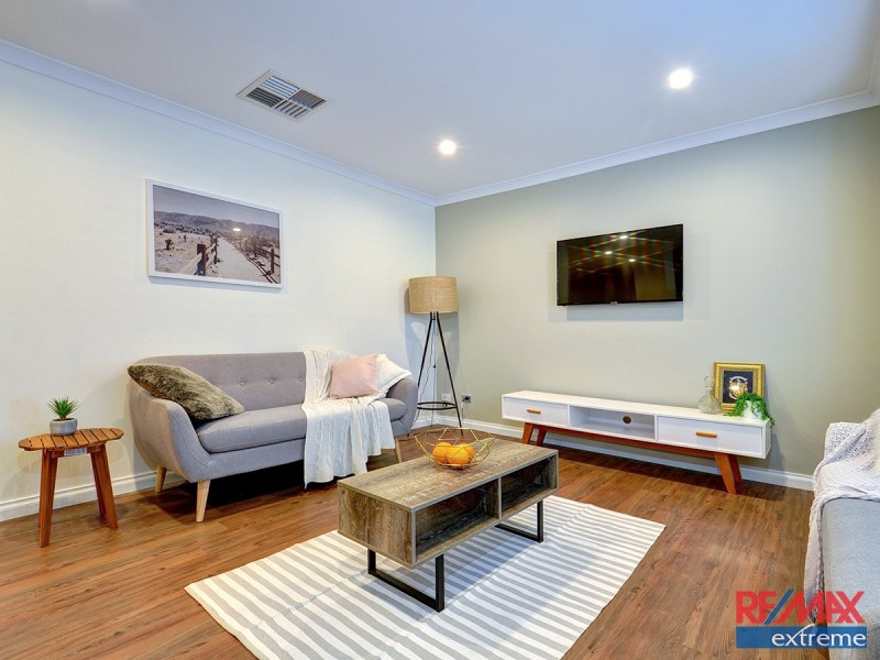 1 Lauder Place, Kinross WA 6028