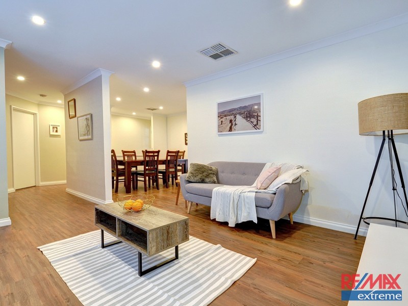 1 Lauder Place, Kinross WA 6028