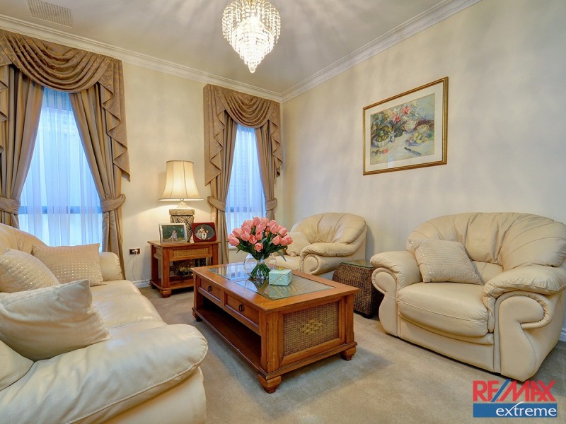 13 Venice Entrance, Iluka WA 6028