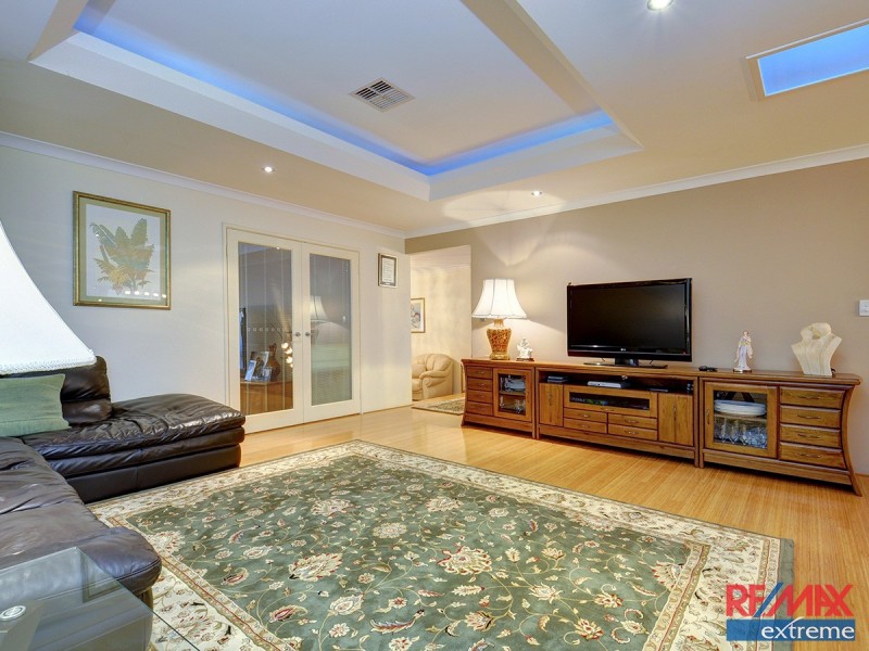 13 Venice Entrance, Iluka WA 6028