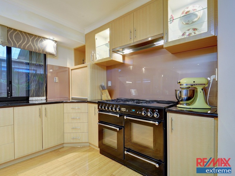 13 Venice Entrance, Iluka WA 6028