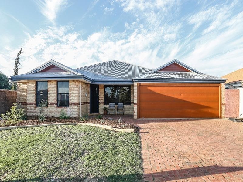 8 Tetbury Road, Butler WA 6036