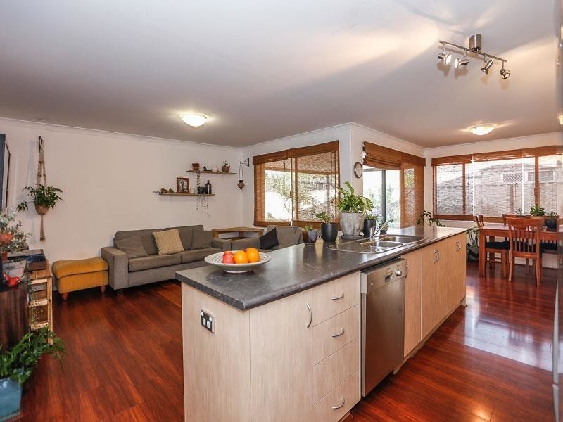 8 Tetbury Road, Butler WA 6036