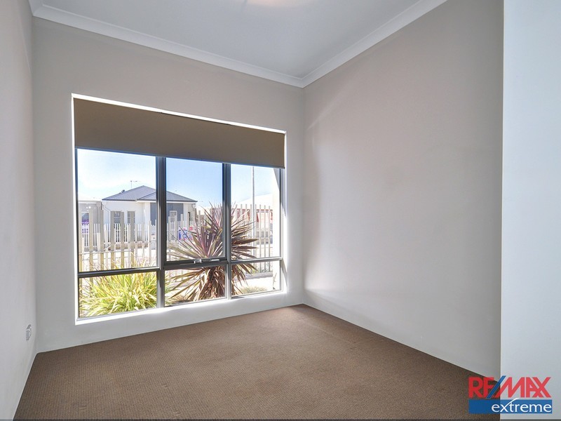 41 Aureate Way, Eglinton WA 6034