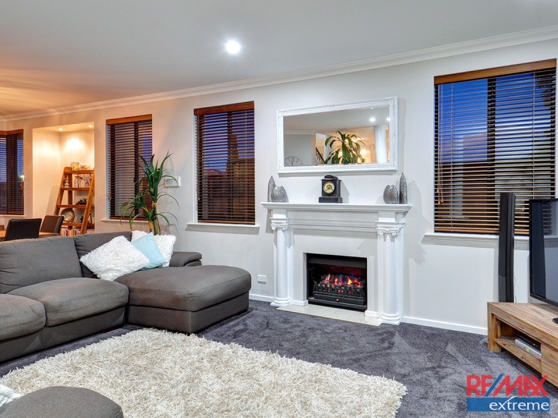 45 Savannah Way, Iluka WA 6028