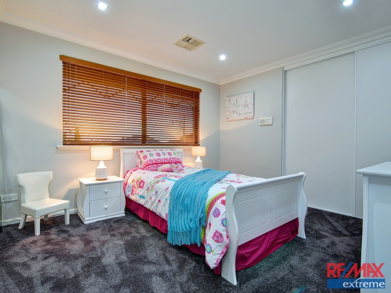 45 Savannah Way, Iluka WA 6028