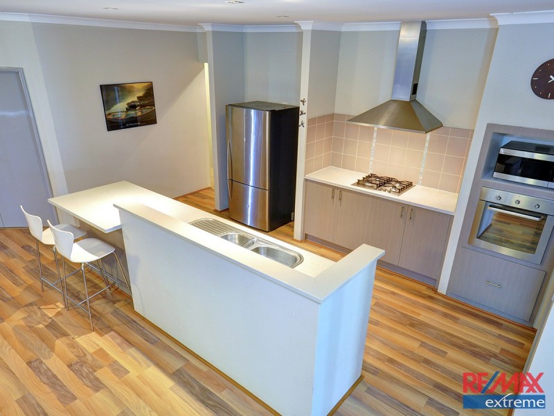 15 Langmuir Way, Tapping WA 6065