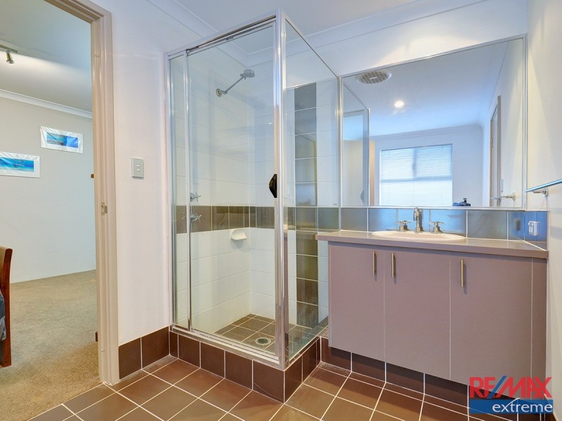 15 Langmuir Way, Tapping WA 6065