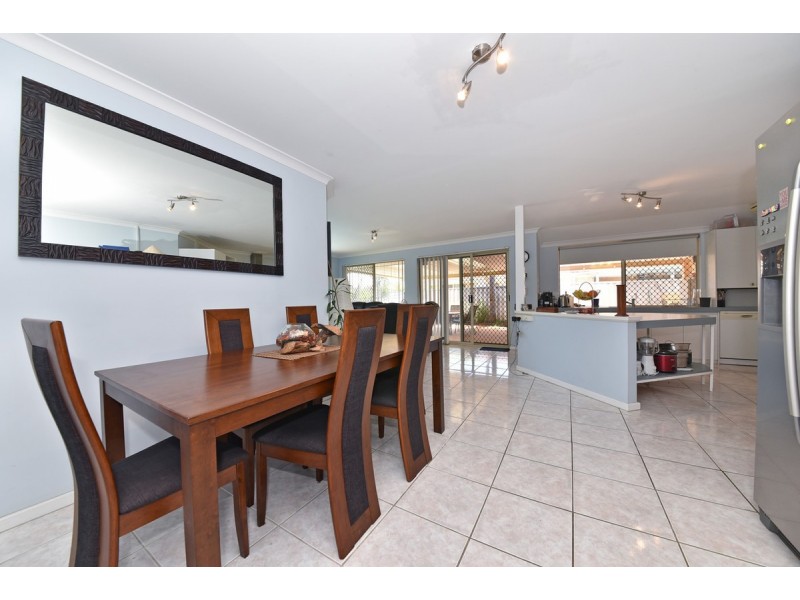 22 Fisherton Circuit, Kinross WA 6028