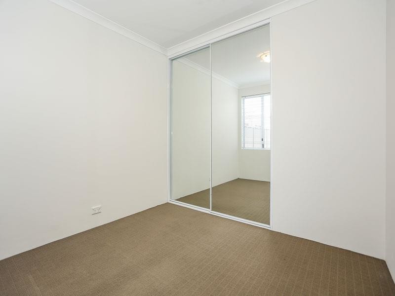 26 Hollyford Parade, Butler WA 6036