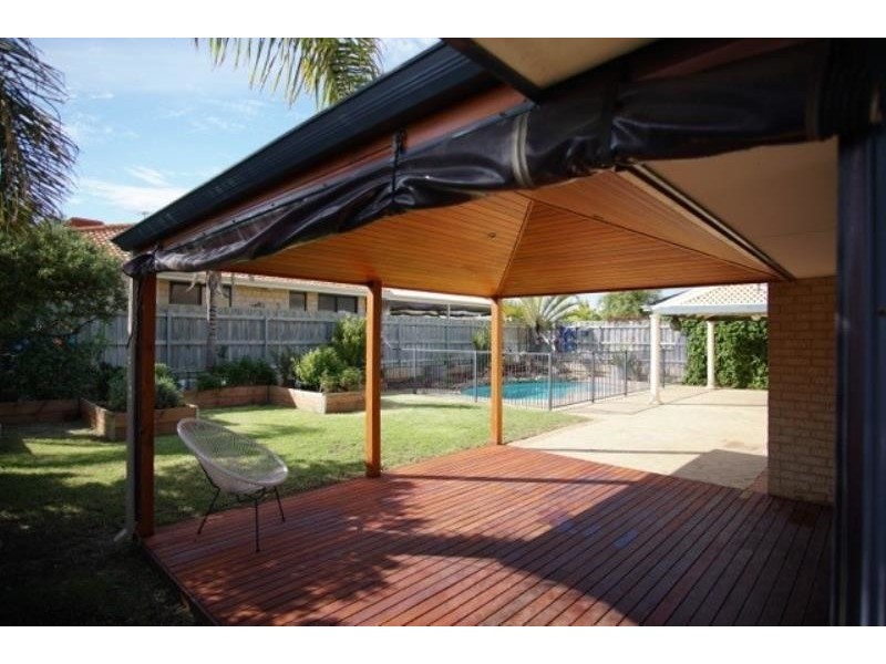 8 Queenscliff Parade, Quinns Rocks WA 6030