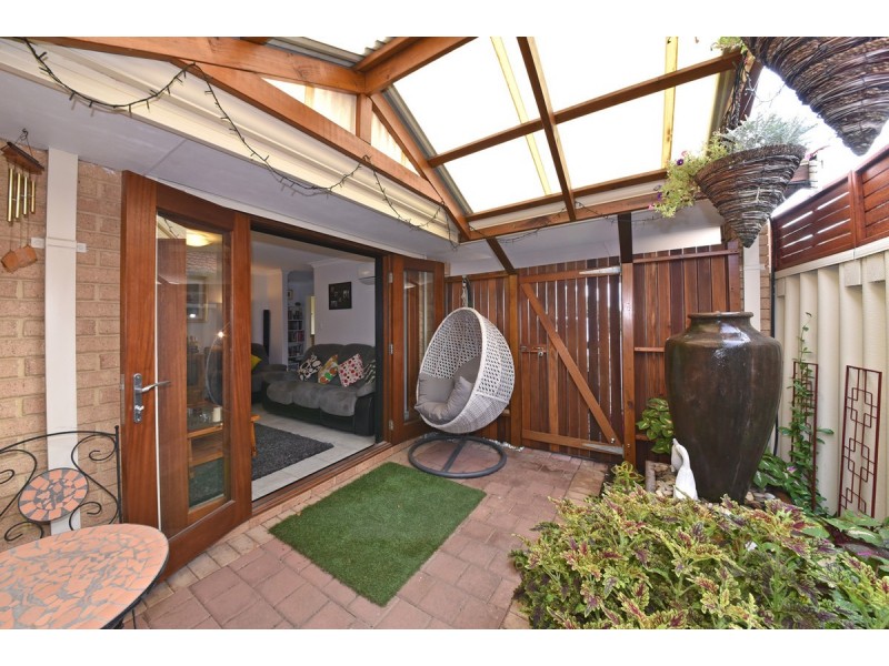 1/31 Fisherton Circuit, Kinross WA 6028