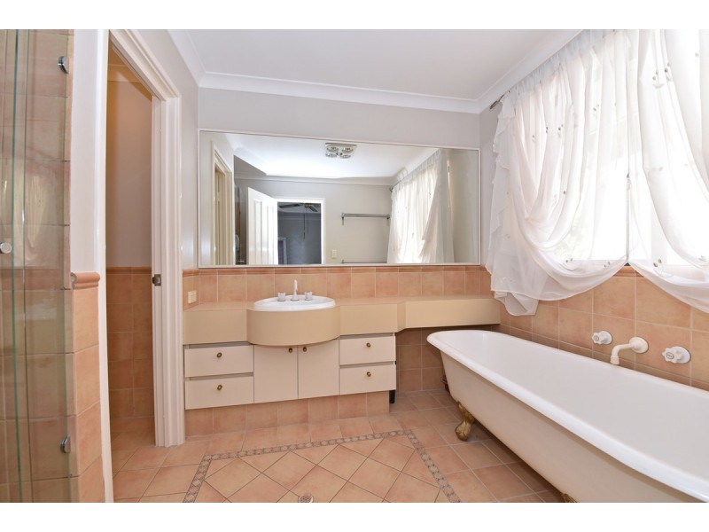 138 Rothesay Heights, Mindarie WA 6030