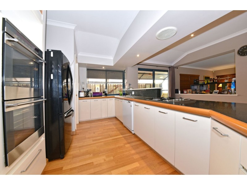 138 Rothesay Heights, Mindarie WA 6030